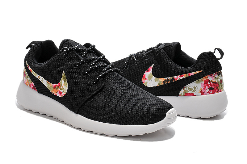 nike roshe run femme floral